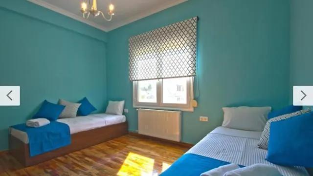 Cosy Colorful House With Private Parking Feriehus