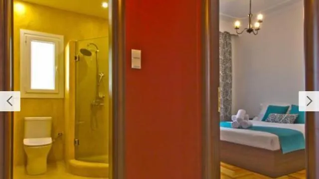 Cosy Colorful House With Private Parking