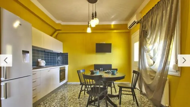 Cosy Colorful House With Private Parking *